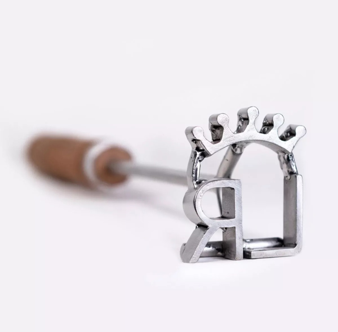 Marca boi personalizada em aço inoxidável — Marca Forte